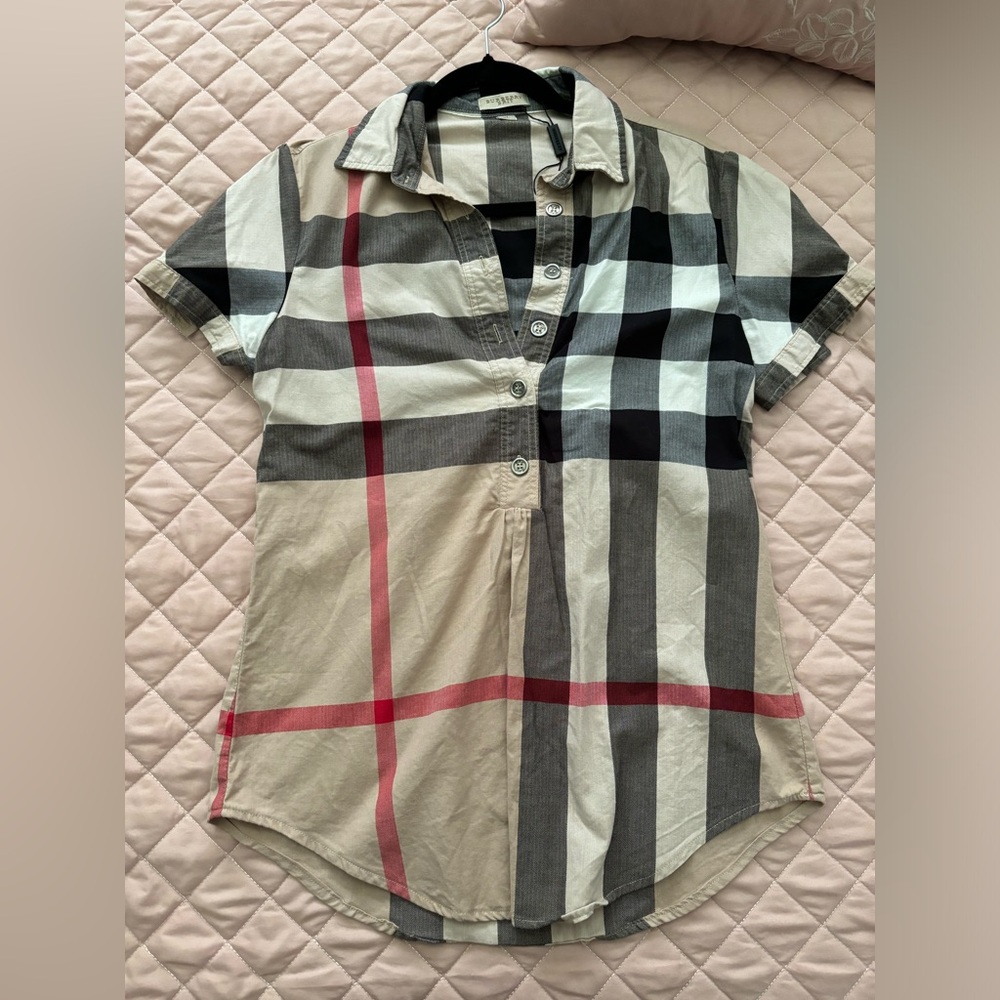 Classic Plaid Short-Sleeve Button Front Shirt - Beige/Black/Red